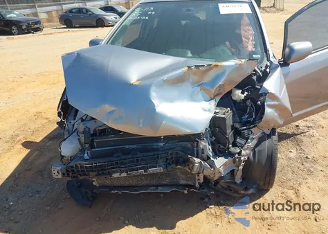 2010 Honda Fit Sport z USA, uszkodzony, nr VIN JHMGE8H42AS027694